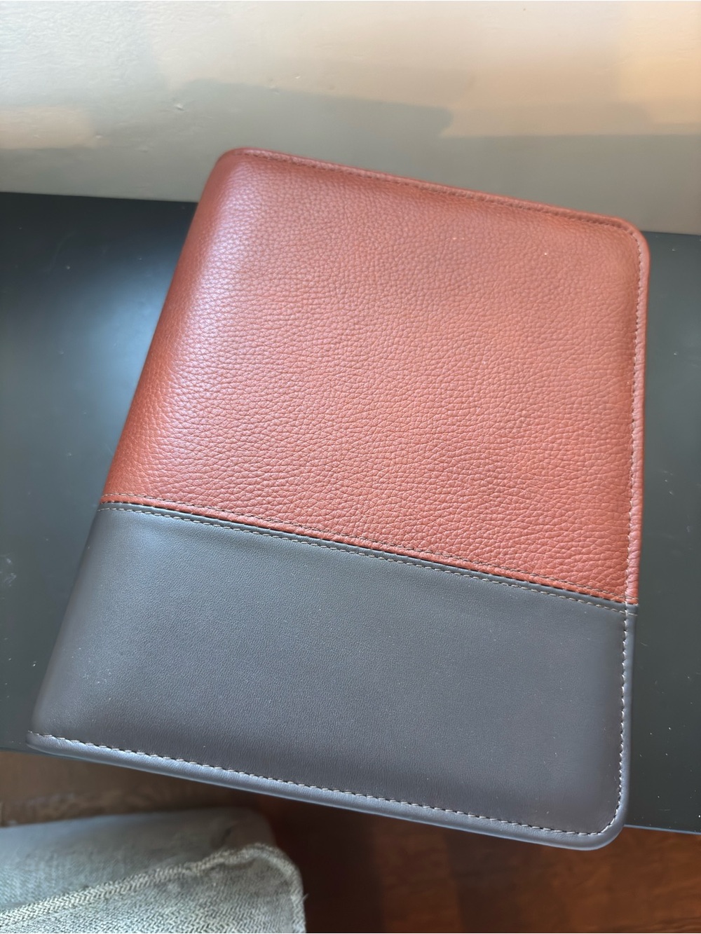 Franklin Covey Two-Tone Leather Portfolio - Chestnut and Dark Brown - Picture 5 of 5